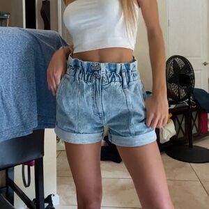 Abercrombie & Fitch Denim Women’s 80’s Paperbag Short Ultra High Rise - size 25